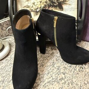 Michael Michael Kors Haven Black Suede Booties Size 8M